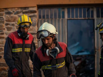 Los bomberos de Castilla y León se quejan de la comida que reciben mientras combaten los incendios y mandan un mensaje al Chef José Andrés