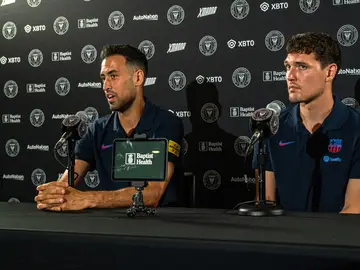 Sergio Busquets y Andreas Christensen, en la rueda de prensa en Miami Sergio Busquets y Andreas Christensen, en la rueda de prensa en Miami
