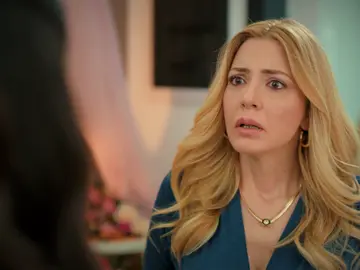 Suzan explota y le cuenta toda la verdad a Nebahat: "Akif y yo vamos a tener un bebé" Suzan explota y le cuenta toda la verdad a Nebahat: "Akif y yo vamos a tener un bebé"