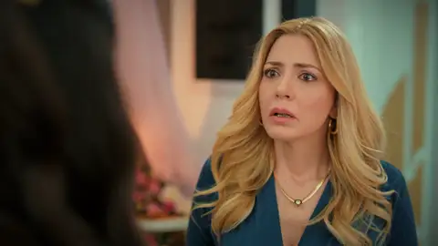 Suzan explota y le cuenta toda la verdad a Nebahat: "Akif y yo vamos a tener un bebé" Suzan explota y le cuenta toda la verdad a Nebahat: "Akif y yo vamos a tener un bebé"