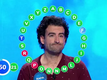 “Me la tengo que jugar”: Rafa, al límite en ‘El Rosco’ ante un Orestes que no se conforma con 22 aciertos “Me la tengo que jugar”: Rafa, al límite en ‘El Rosco’ ante un Orestes que no se conforma con 22 aciertos