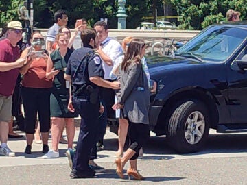 La congresista demócrata Alexandria Ocasio-Cortez es detenida por la Policía del Capitolio 
