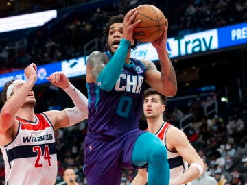 Miles Bridges, en un partido con los Charlotte Hornets