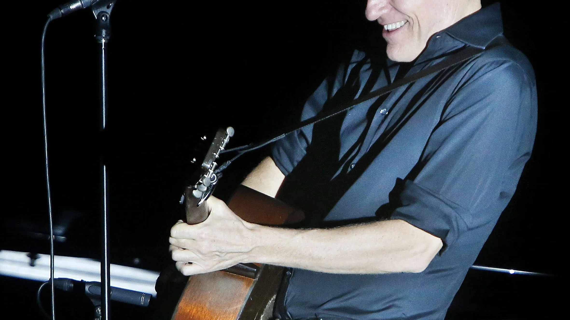 Bryan Adams en un concierto Bryan Adams en un concierto