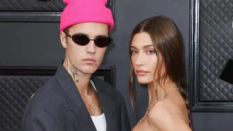 El cantante canadiense Justin Bieber y la modelo estadounidense Hailey Bieber El cantante canadiense Justin Bieber y la modelo estadounidense Hailey Bieber