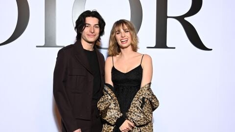 Maya Hawke y Spencer Barnett