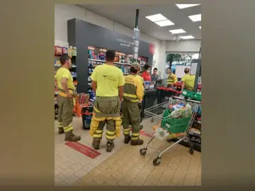 Bonito gesto de solidaridad de Mayte Velasco, cajera de un supermercado Bonito gesto de solidaridad de Mayte Velasco, cajera de un supermercado