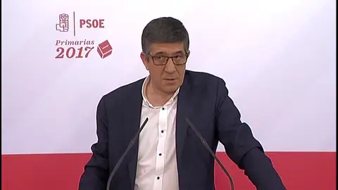 Patxi López en una comparecencia del PSOE durante las primarias de 2017 PSOE