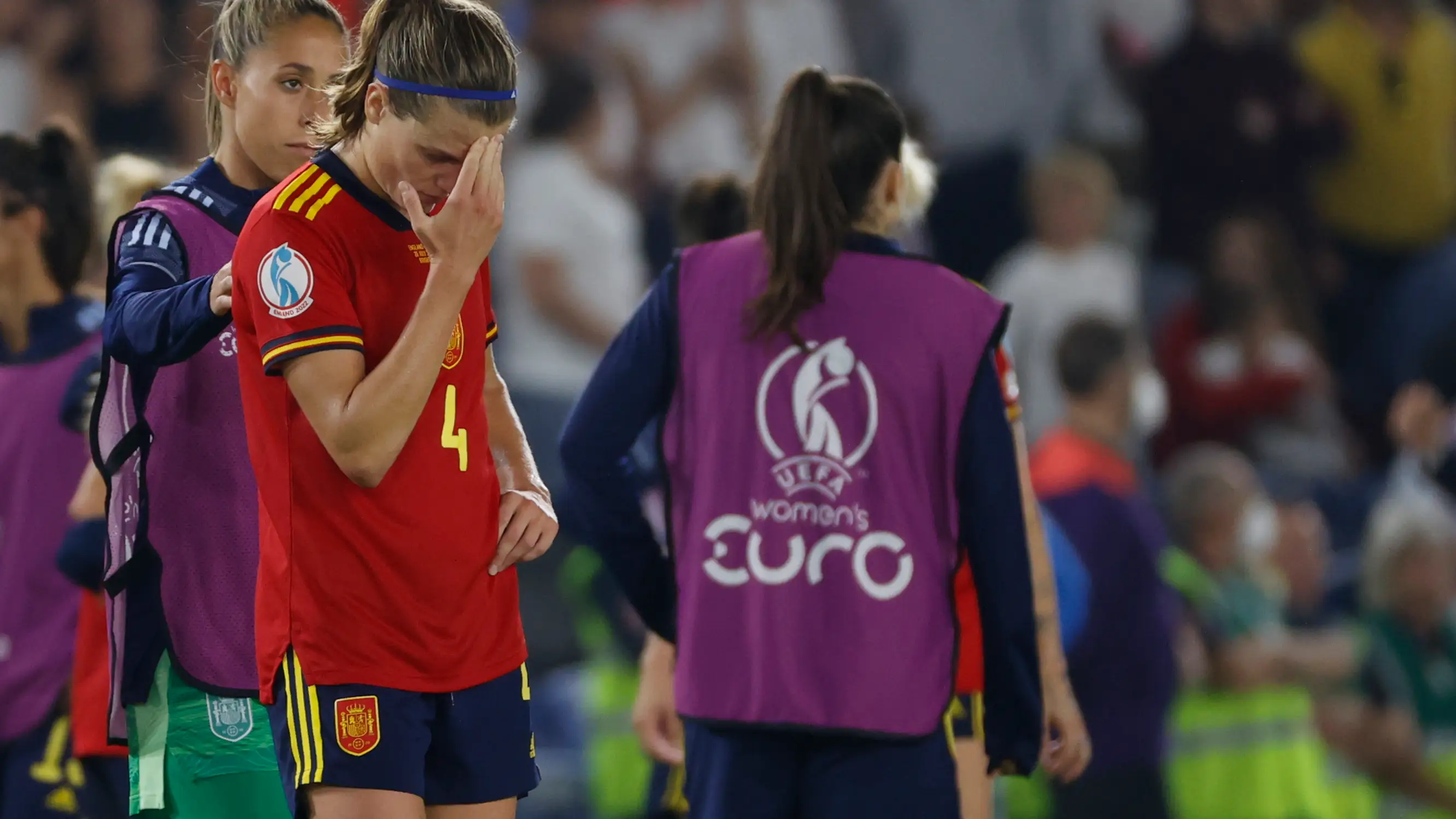 Irene Paredes se lamenta tras caer eliminada ante Inglaterra Irene Paredes se lamenta tras caer eliminada ante Inglaterra