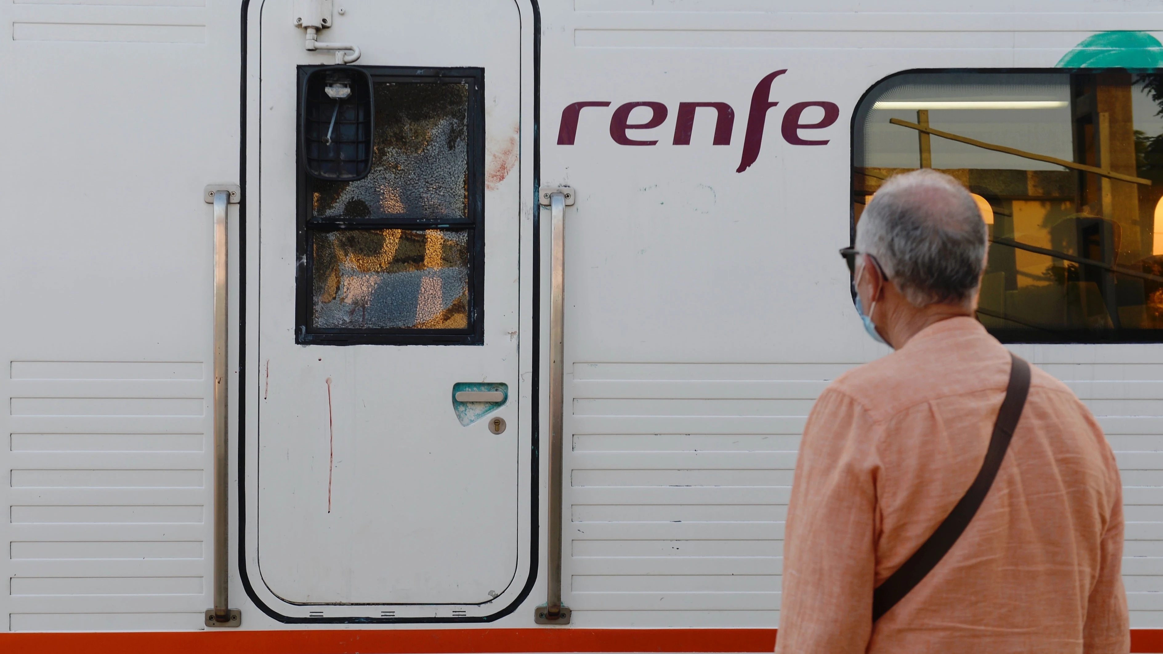 Herido por arma blanca el revisor de un tren con trayecto Valladolid-&Aacute;vila