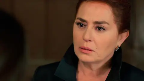 En el próximo capítulo de ‘Tierra Amarga’: Ümit le pide ayuda a Sevda para acabar con la relación de Demir y Züleyha En el próximo capítulo de ‘Tierra Amarga’: Ümit le pide ayuda a Sevda para acabar con la relación de Demir y Züleyha