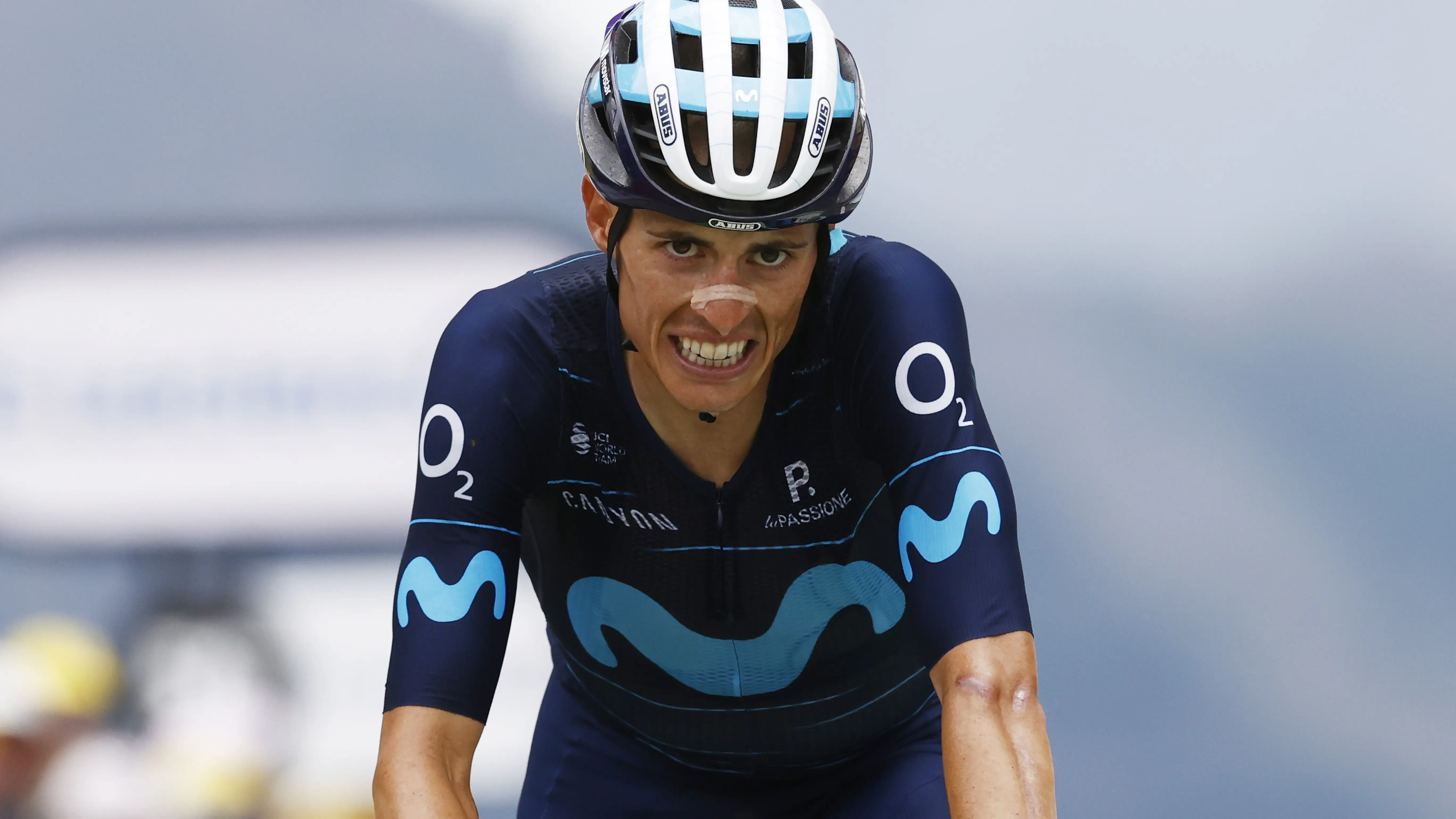 Enric M&aacute;s, tras salir del top 10 en la general del Tour: "Tengo un miedo interno que cuesta superar"
