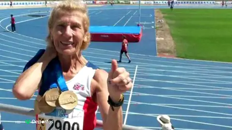 Angela Copson, la atleta de 75 años que es capaz de bajar de los 4 minutos el kilómetro Angela Copson, la atleta de 75 años que es capaz de bajar de los 4 minutos el kilómetro