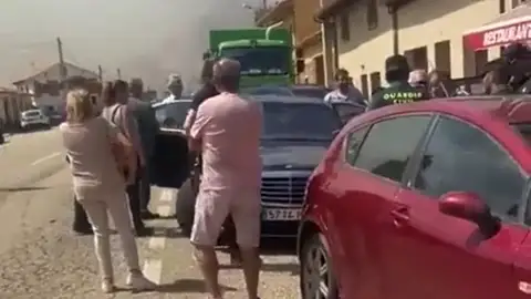 Abucheos y gritos a Marlaska durante su visita a Zamora Abucheos y gritos a Marlaska durante su visita a Zamora