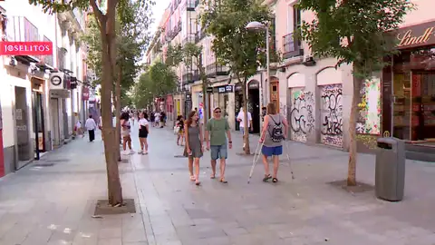 Una calle de Madrid Una calle de Madrid