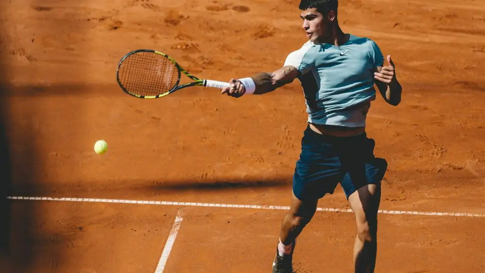Alcaraz se entona ante Molcan y jugará en Hamburgo su 6º final ATP Alcaraz se entona ante Molcan y jugará en Hamburgo su 6º final ATP