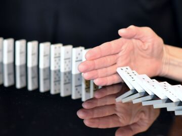 Imagen de archivo de fichas de dominó