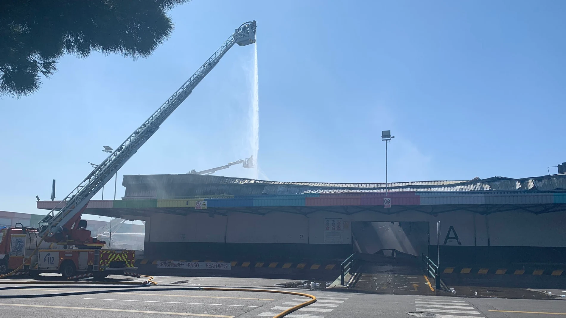 Se ha controlado el incendio de Mercamadrid/ Emergencias Madrid