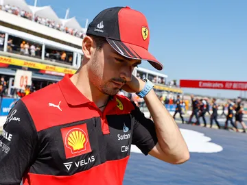 Leclerc se desespera: "Es inaceptable, así no merezco ganar el título" Leclerc se desespera: "Es inaceptable, así no merezco ganar el título"