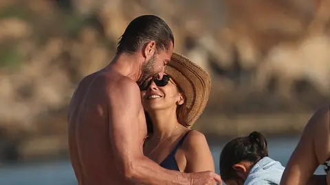 Chenoa y Miguel Sánchez en Zahara de los Atunes Chenoa y Miguel Sánchez en Zahara de los Atunes