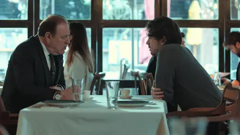 La conversación más sincera de Selçuk y Haluk: “Sé que os lo hice pasar muy mal a ti y a tu madre” La conversación más sincera de Selçuk y Haluk: “Sé que os lo hice pasar muy mal a ti y a tu madre”