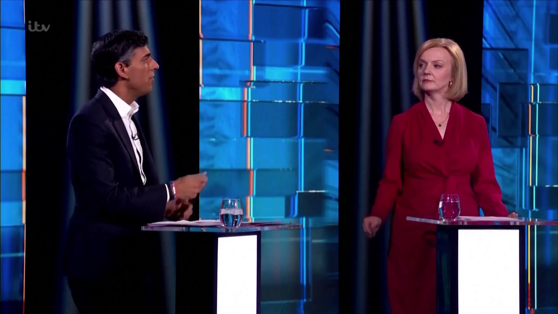 Cara a cara entre Rishi Sunak y Liz Truss por la sucesión de Boris Johnson Cara a cara entre Rishi Sunak y Liz Truss por la sucesión de Boris Johnson