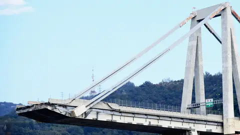 Se derrumba el Puente Morandi de Génova Puente Morandi de Génova ya pasado el accidente en una foto de archivo