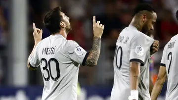 Messi ya lo ha hecho todo: el golazo de chilena ante el Clermont que le faltaba a su repertorio Messi ya lo ha hecho todo: el golazo de chilena ante el Clermont que le faltaba a su repertorio