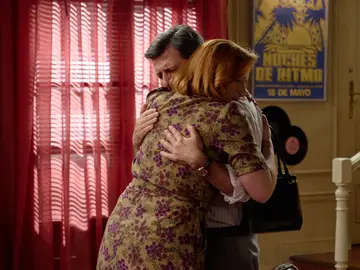 Ismael se despide de Rosa con una firme promesa: "Voy a luchar para que Diego nos perdone" Ismael se despide de Rosa con una firme promesa: "Voy a luchar para que Diego nos perdone"