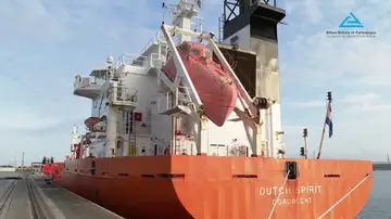 Uno de los buques cisterna para combatir la sequía en España Uno de los buques cisterna para combatir la sequía en España