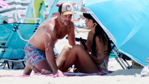 Nuria Fergó y Juan Pablo Lauro en Mallorca