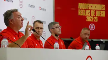 Los árbitros explican las normas de la temporada 2022/2023 Los árbitros explican las normas de la temporada 2022/2023
