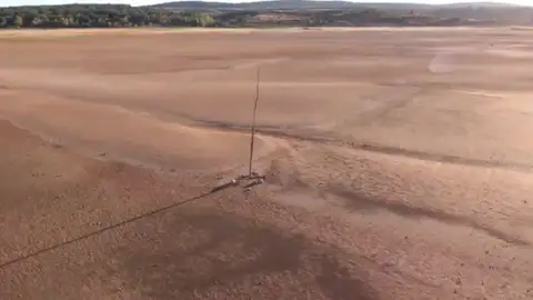 Embalses vacíos por la sequía Embalses vacíos por la sequía