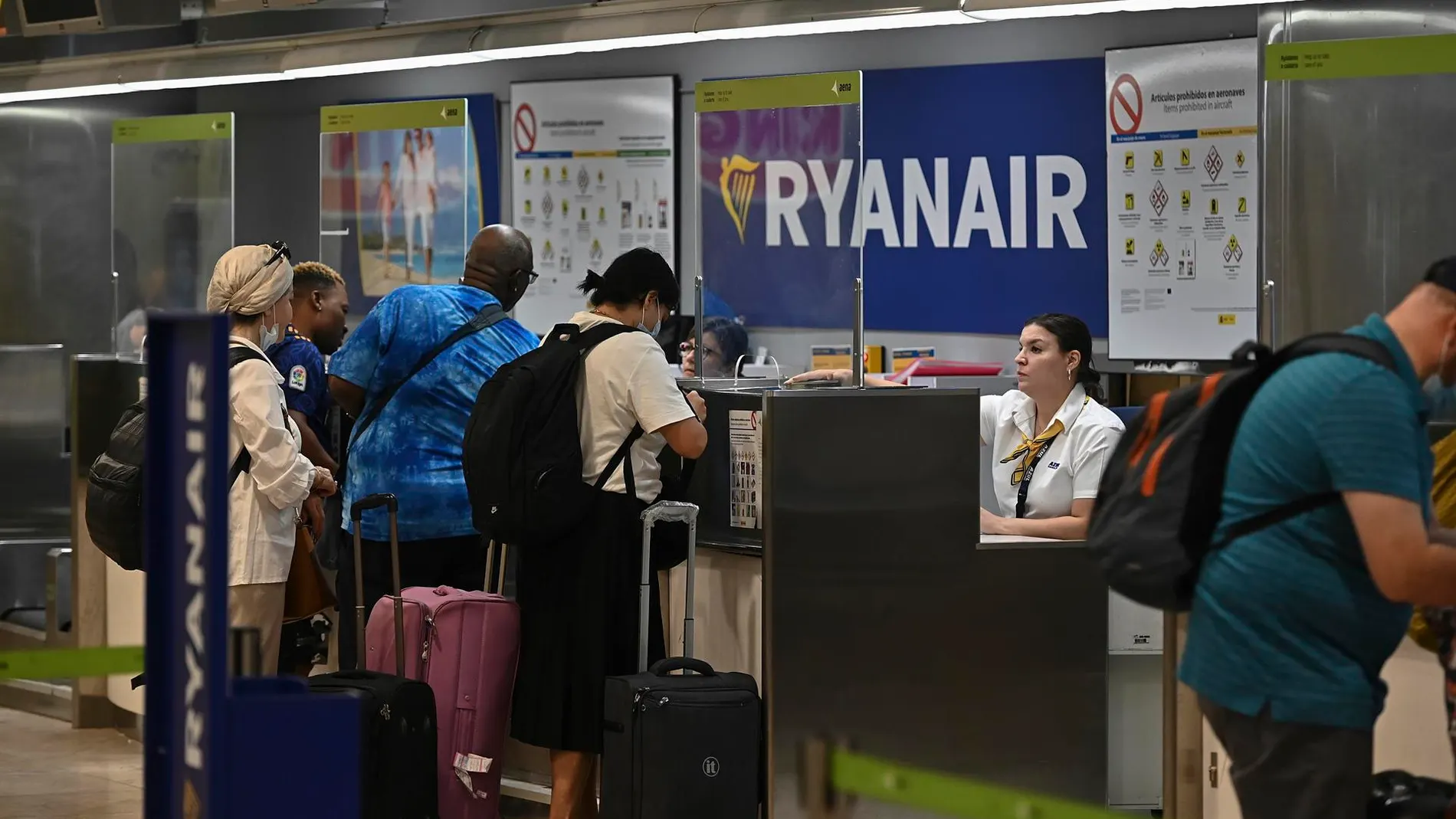 6 cancelaciones y 80 retrasos por las huelgas de Ryanair e Iberia Express en