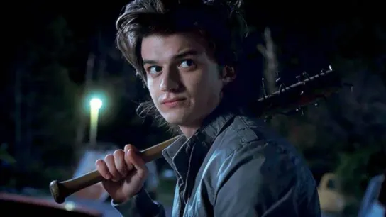 Tras la 4ª temporada de 'Stranger Things', Joe Keery ha visto como su popularidad ha crecido muchos enteros. Tras la 4ª temporada de 'Stranger Things', Joe Keery ha visto como su popularidad ha crecido muchos enteros.