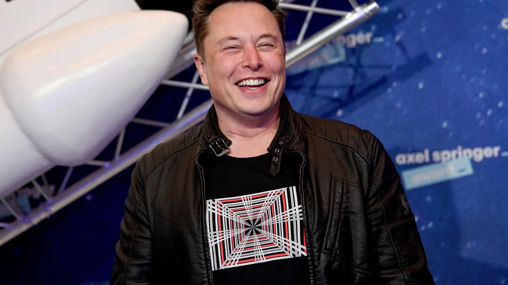 Elon Musk, el hombre más rico del mundo Elon Musk, el hombre más rico del mundo