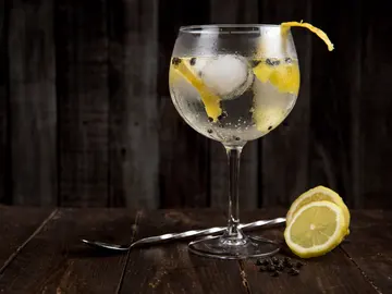 Combinado de ginebra. Combinado de ginebra.