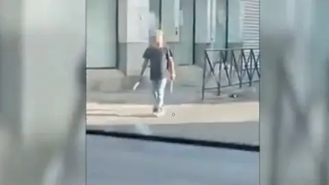 Hombre cuchillo en Madrid Hombre cuchillo en Madrid