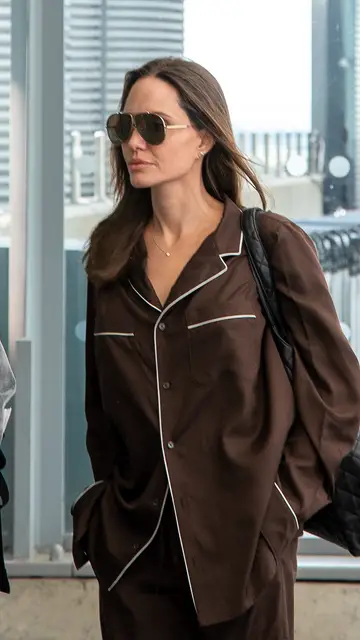 Angelina Jolie Angelina Jolie