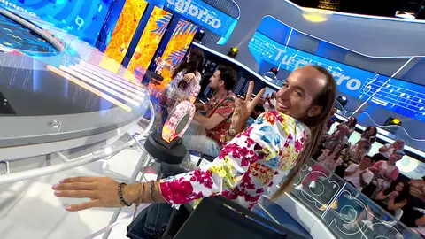 Desastre total de Aless Gibaja y King África en ‘La Pista’: ¿Qué es lo contrario de ‘Mi friorro’? Desastre total de Aless Gibaja y King África en ‘La Pista’: ¿Qué es lo contrario de ‘Mi friorro’?