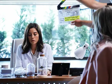 ¡Detrás de las cámaras!: Descubre los secretos del rodaje de ‘Infiel’ ¡Detrás de las cámaras!: Descubre los secretos del rodaje de ‘Infiel’