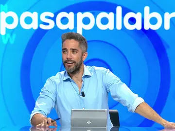 La confesión de Roberto Leal en ‘Pasapalabra’: “Ya le voy cogiendo los chistes a Orestes” La confesión de Roberto Leal en ‘Pasapalabra’: “Ya le voy cogiendo los chistes a Orestes”