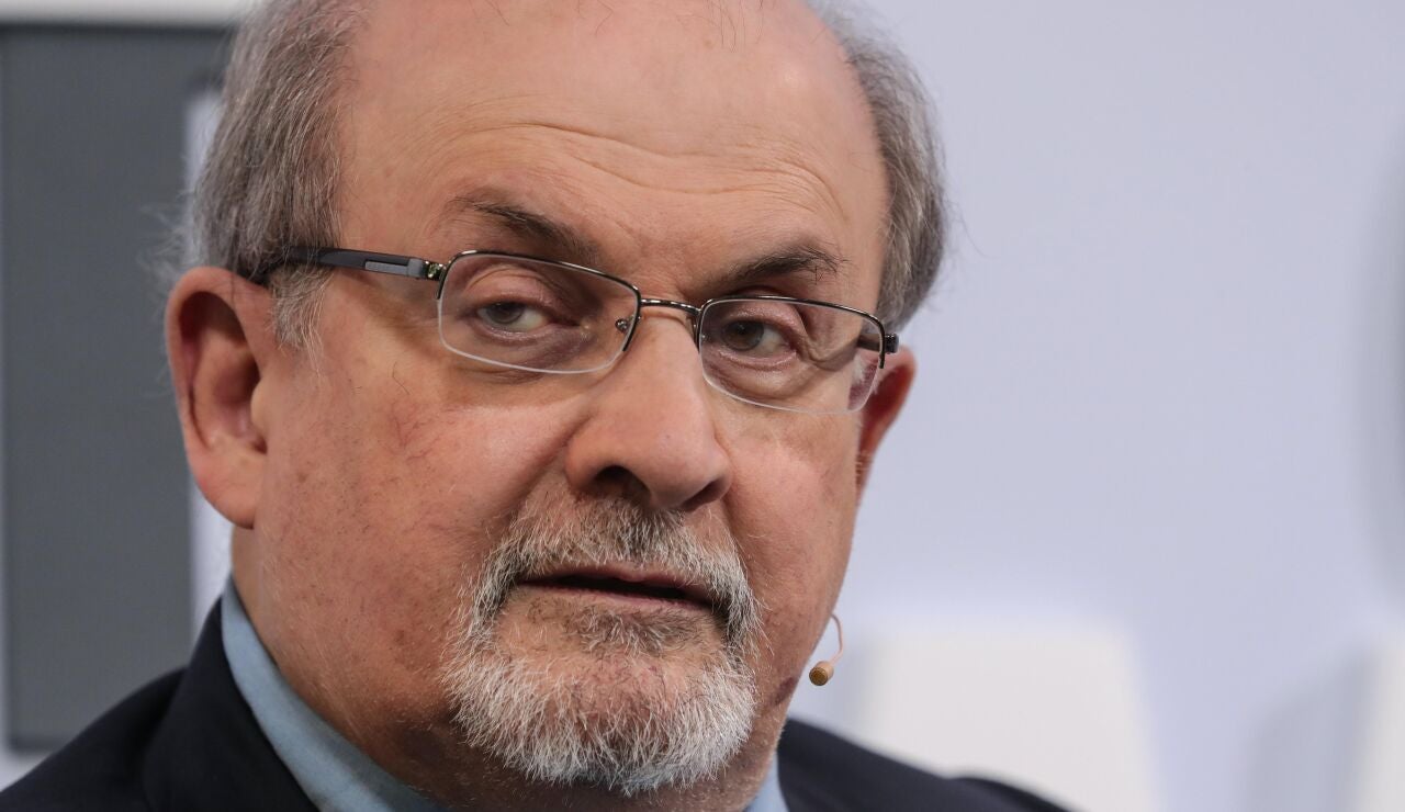 El escritor Salman Rushdie, en una fotografía de archivo