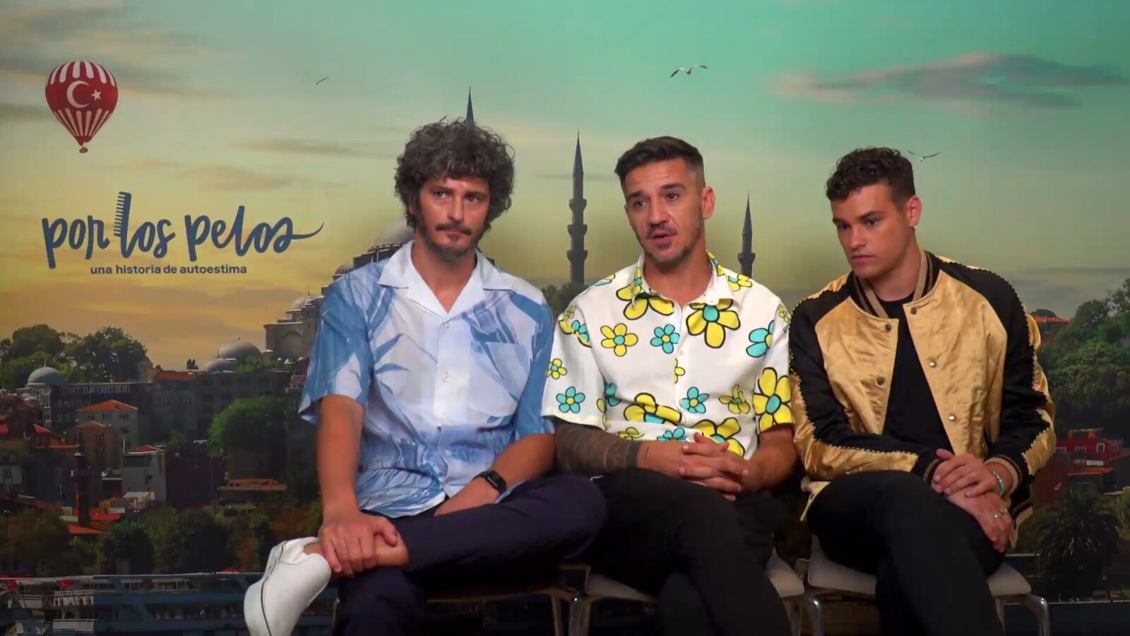 'Por los pelos' llega a los cines: Las aventuras de tres amigos que viajan a Turquía para hacerse un injerto capilar