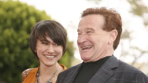 Robin Williams y su hija, Zelda Williams Robin Williams y su hija, Zelda Williams