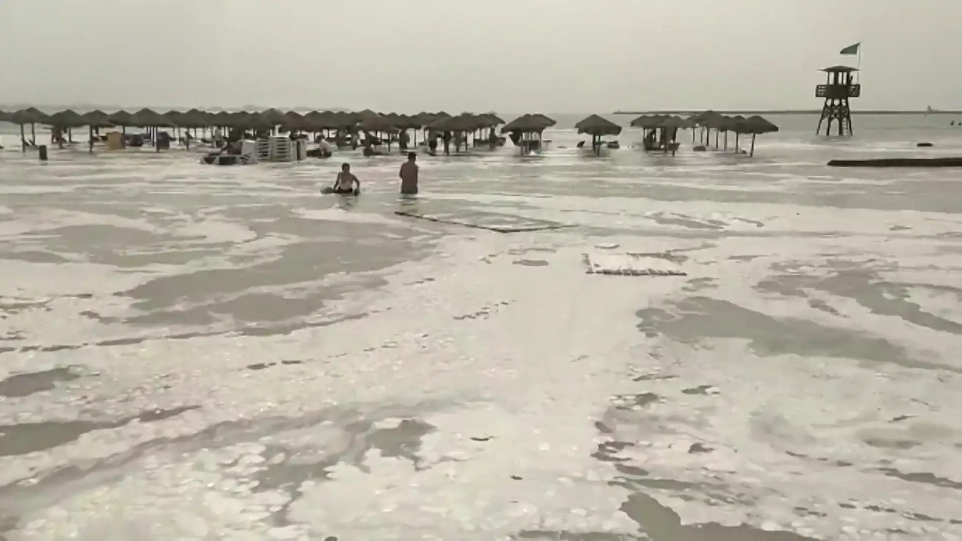'Mini-tsunami' en el Puerto de Santa Mar&iacute;a