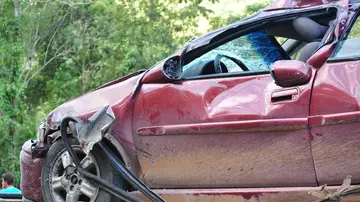 Coche siniestrado Coche siniestrado