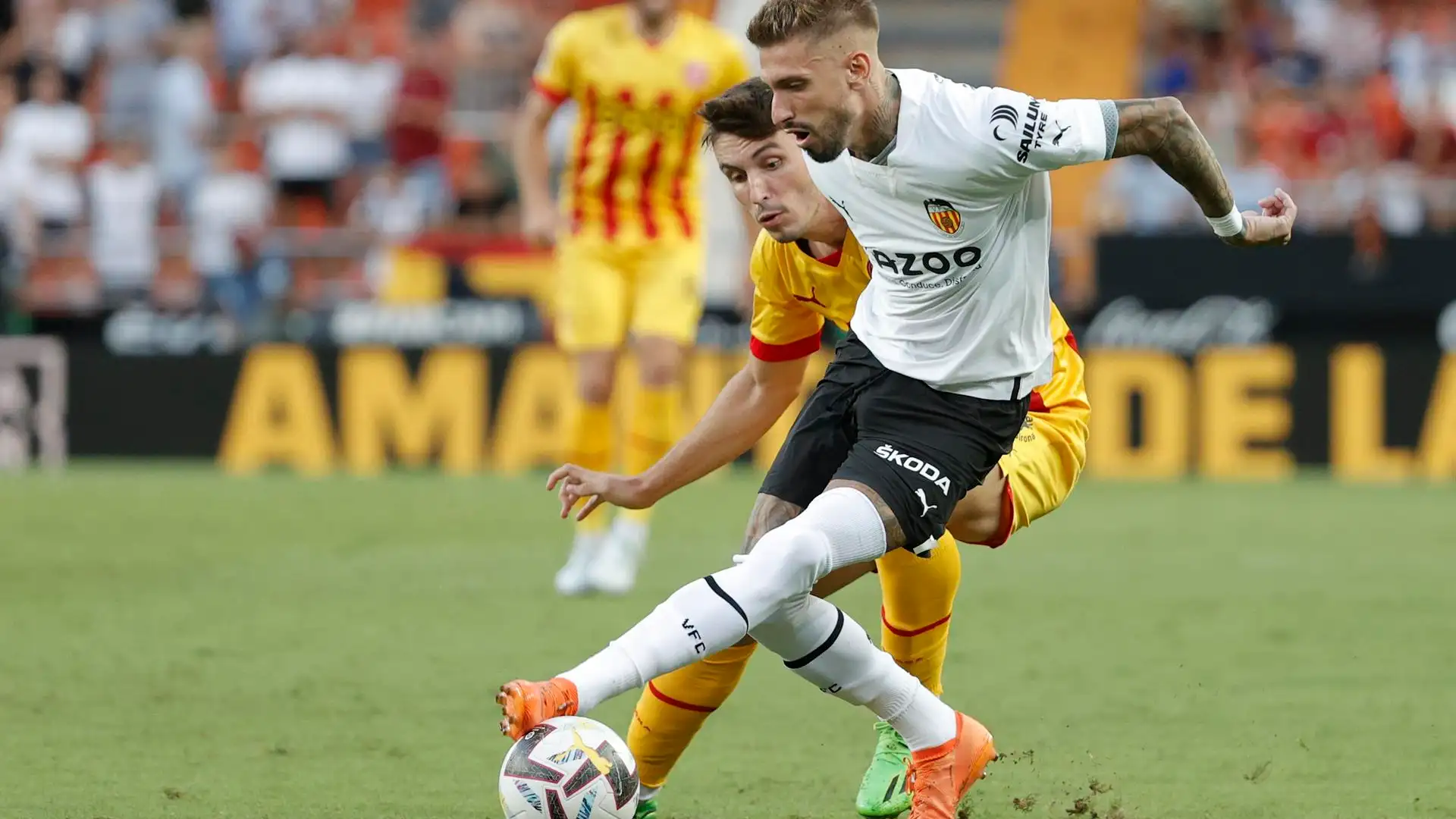 Samu Castillejo en su debut liguero del Valencia contra el Girona Samu Castillejo en su debut liguero del Valencia contra el Girona