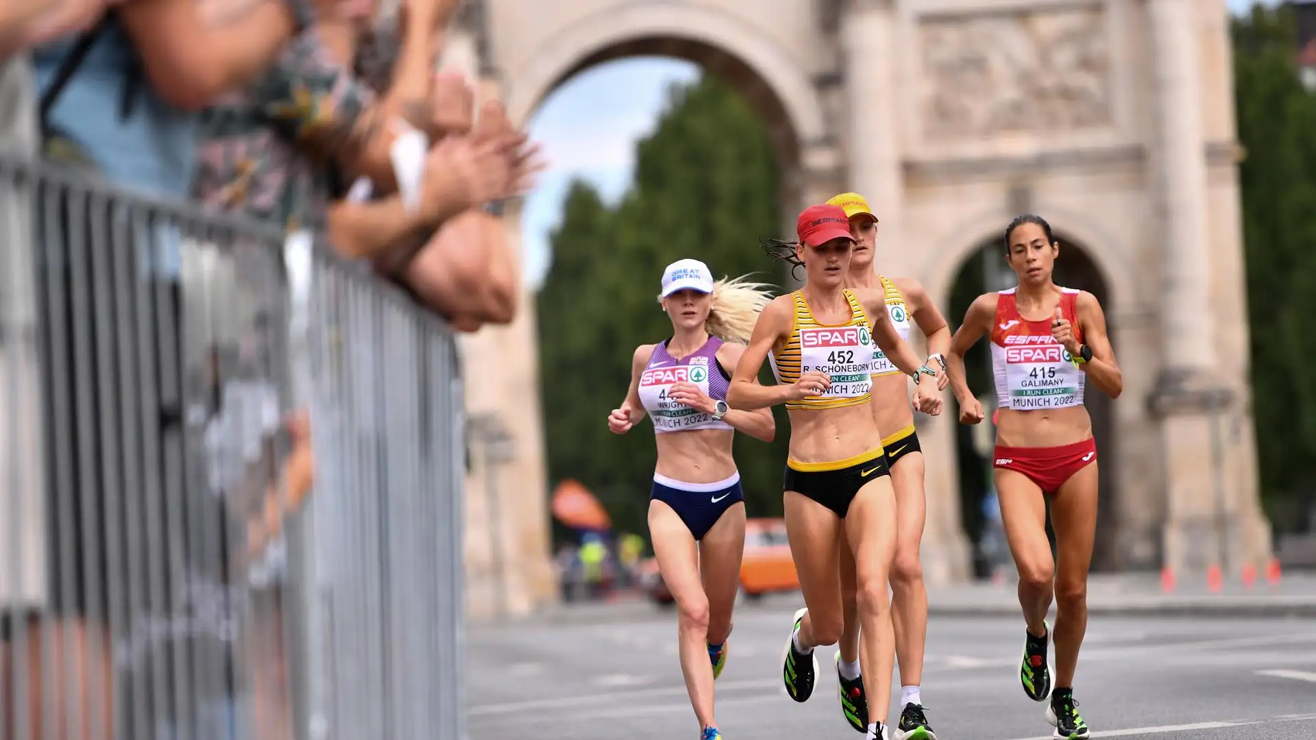 La atleta espa&ntilde;ola durante la celebraci&oacute;n de la marat&oacute;n en M&uacute;nich