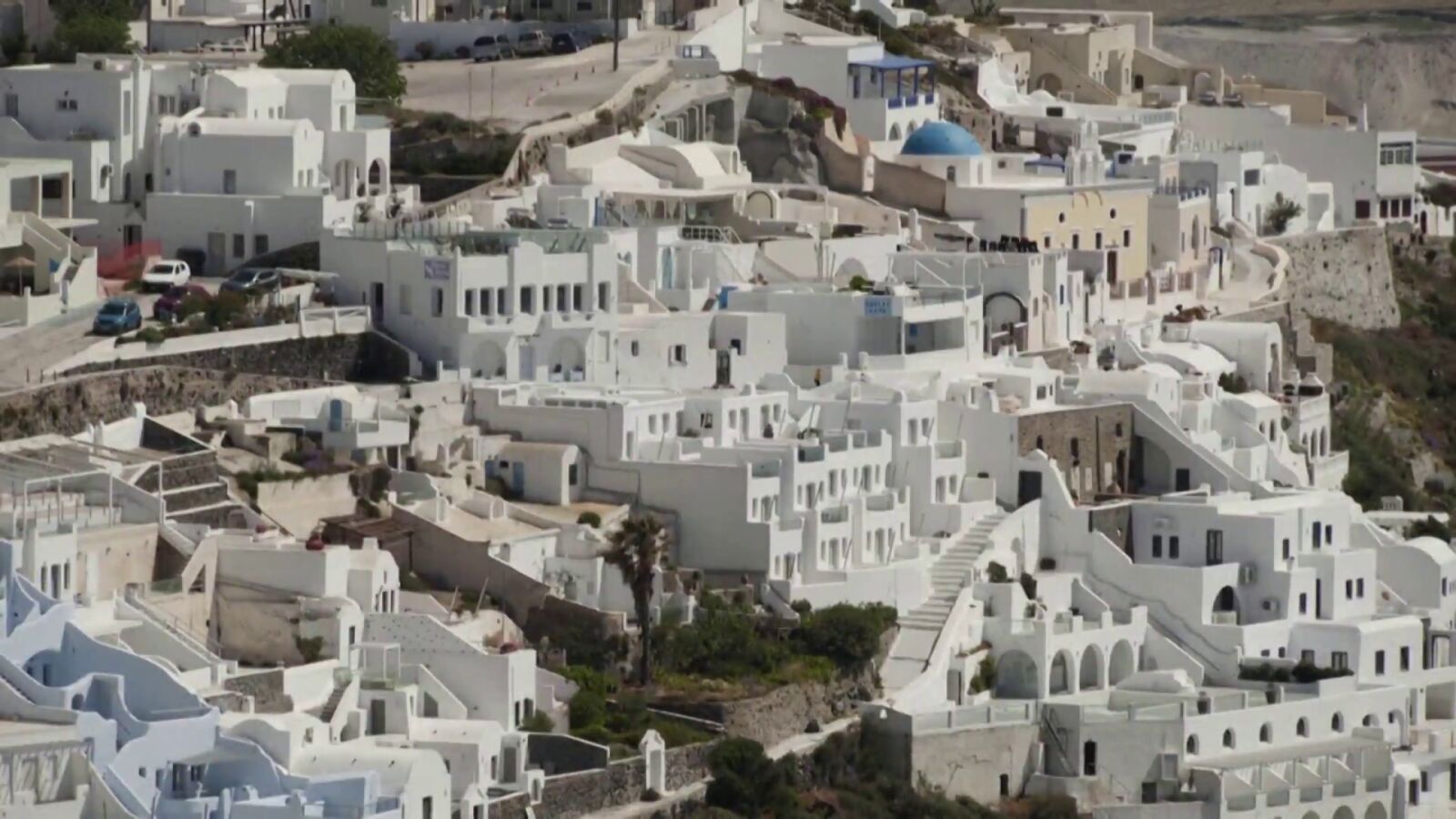 Un turista español se debate entre la vida y la muerte tras sufrir una brutal agresión en Santorini